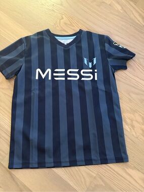 Messi Boys' Navy & Light Blue Striped Short Sleeve Tee